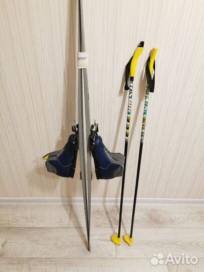 Лыжи беговые детские с ботинками