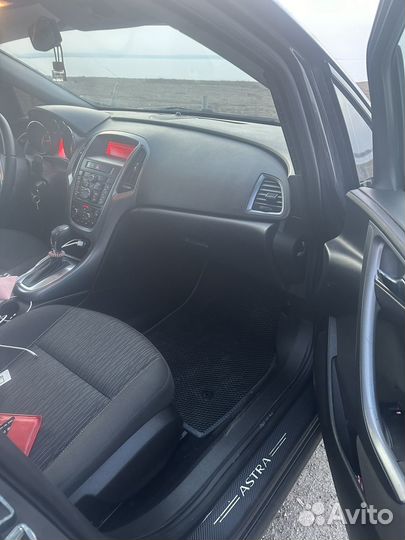 Opel Astra GTC 1.6 AT, 2013, 122 200 км