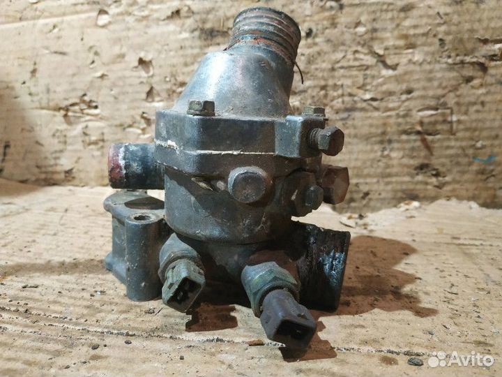 Корпус термостата Bmw Е34