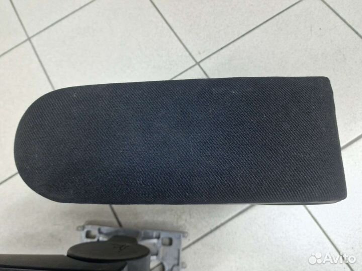 Подлокотник Volkswagen Passat B5 (Оригинал)