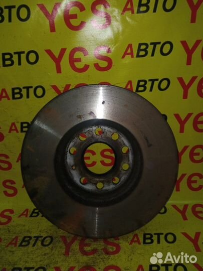 Диск тормозной передний Volkswagen Golf 5K1 caxa