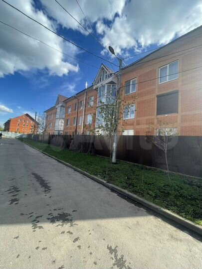 Комната 14 м² в 2-к., 3/3 эт.