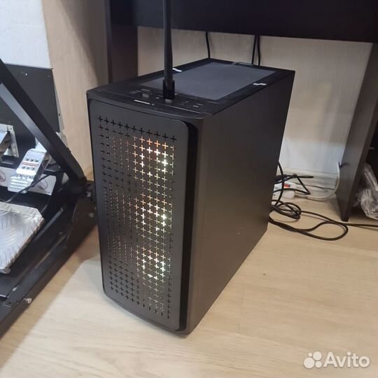 Новый игровой компьютер (i7-13700kf) с 4070 Super