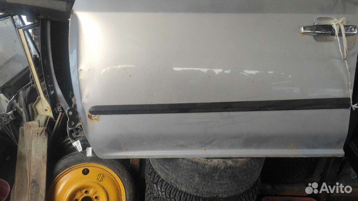 Дверь Geely mk cross передняя левая