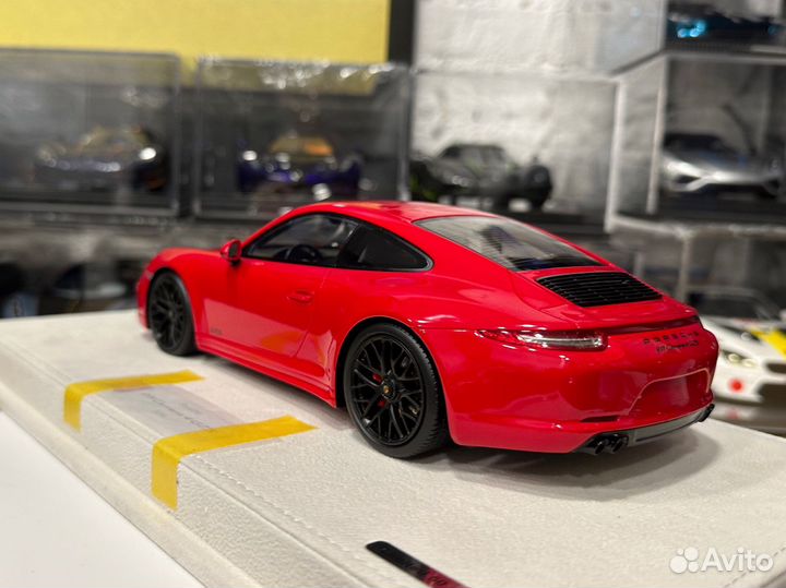 Make Up Porsche 911 Carrera 4 GT3 1:18