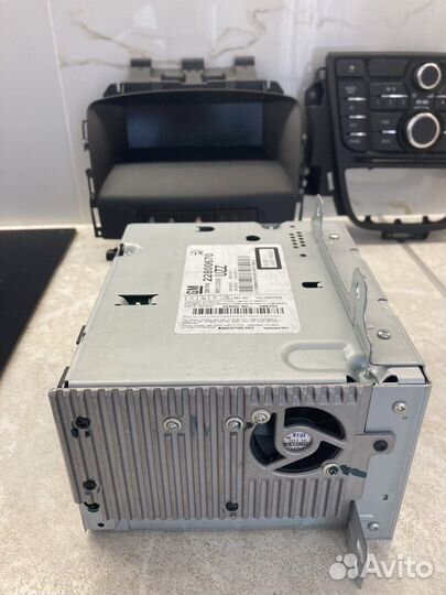 Штатная магнитола opel astra j