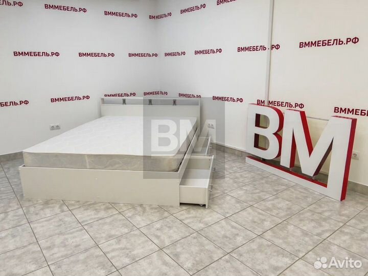 Арина с ящиками белый с матрасом