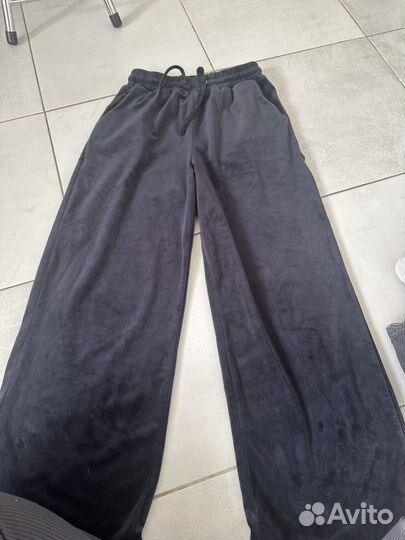 Женский спортивный костюм