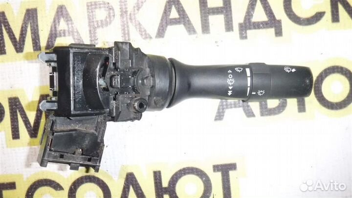 Переключатель стеклоочистителей Toyota Corolla (E