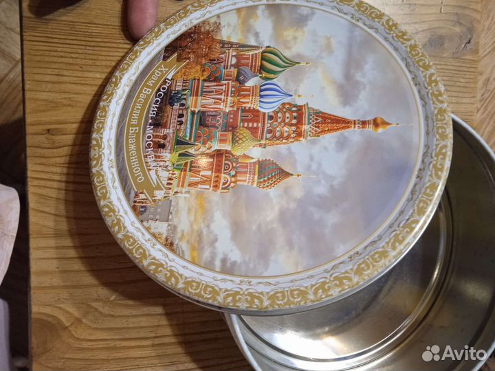 Баночка жестяная