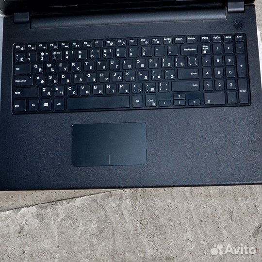 Ноутбук Dell (i3, 8гб, 256гб,2гб)