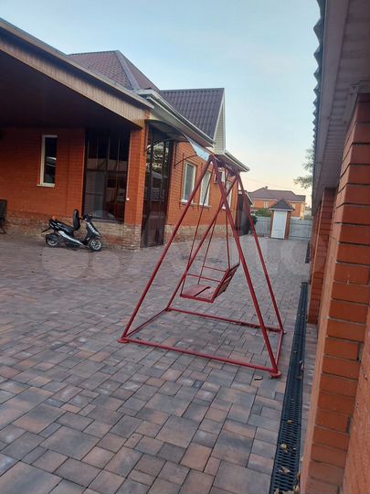 Дом 170 м² на участке 11 сот.