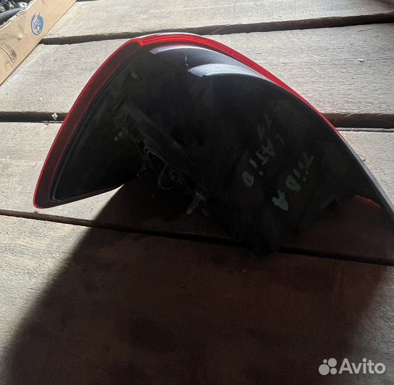 Фара правая nissan Tiida