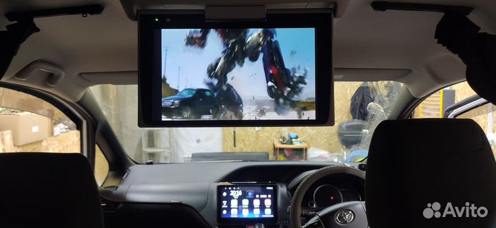 Установка автомагнитолы, камеры заднего вида и GPS