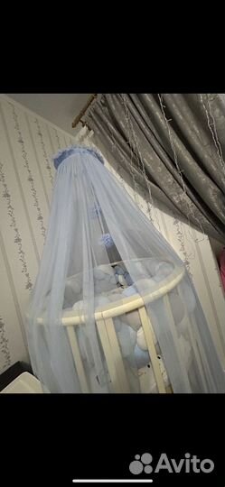 Кровать с балдахином