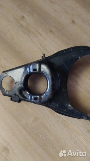 Рычаг нижний правый передней подвески к ваз 2101