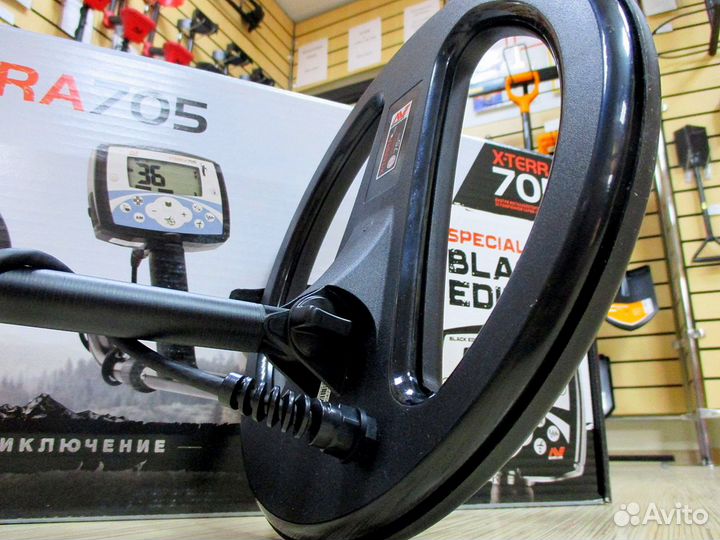 Металлодетектор Minelab X-Terra 705 Black