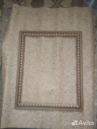 Багет для картины, красивая рамка для картины