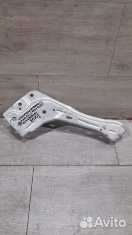 Кронштейн передней панели правый Mercedes Sl Class