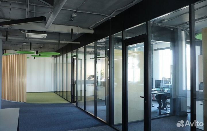 Алюминиевые двери новые