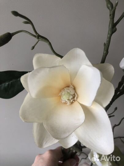 Цветы искусственные ветки кувшины вазы