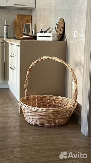 Корзина плетеная
