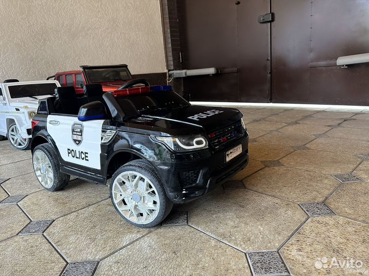 Детский электромобиль