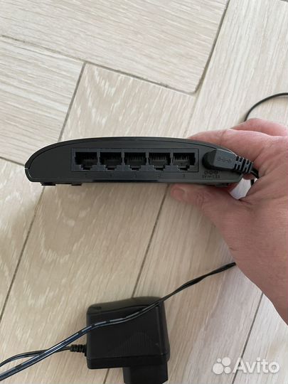 Сетевой коммутатор D-Link DES-1005D