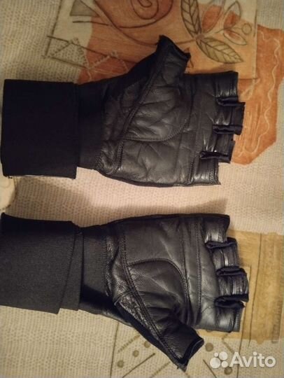 Перчатки для фитнеса