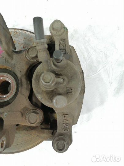 Ступица передняя левая Nissan March AK12 CR12DE