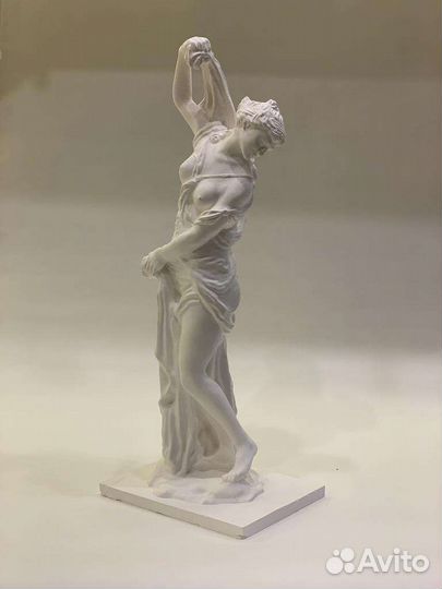 Скульптура статуэтка