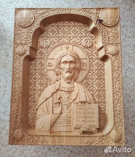 Резные иконы из дерева