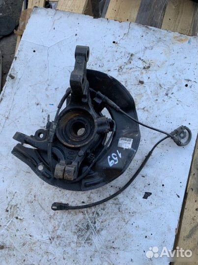 Кулак поворотный передний левый Hyundai Grandeur 5