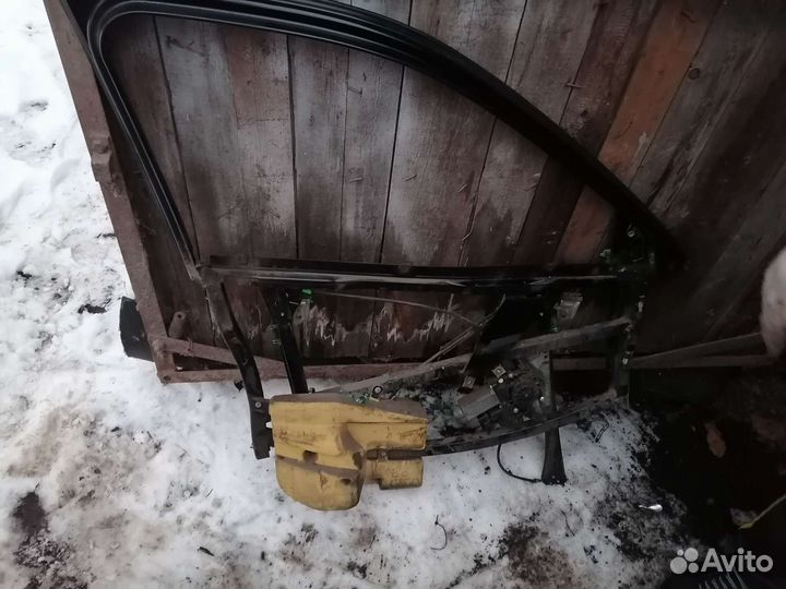 Дверь передняя левая Ауди А4 Б5