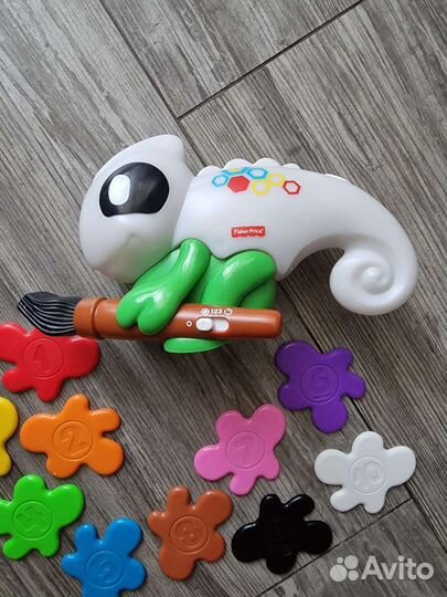 Развивающая игрушка Fisher Price хамелеон