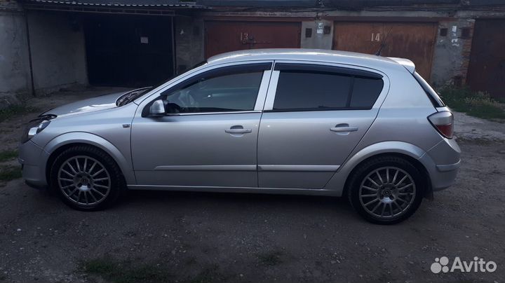 Opel Astra 1.6 МТ, 2004, 317 866 км