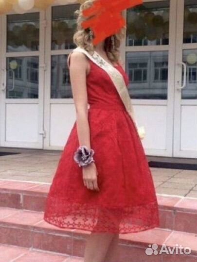 Платье на выпускной красное 40 размер