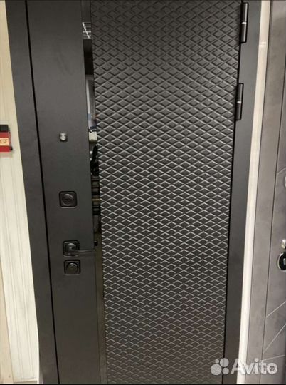 Дверь входная