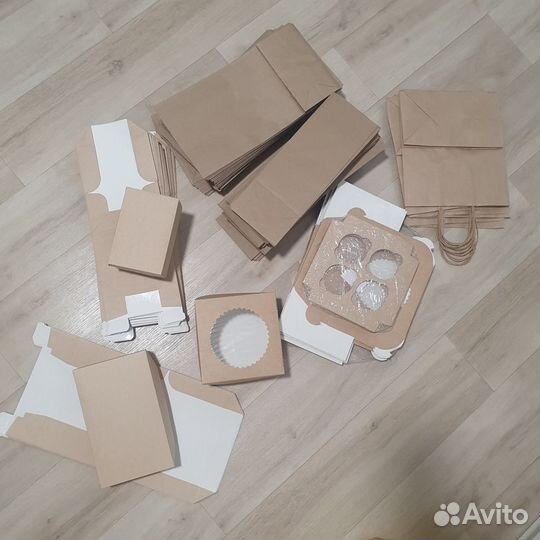 Крафтовые пакеты и коробки
