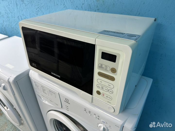 Микроволновая печь Samsung. Рабочая