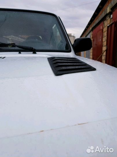 Жабры на капот воздухозаборники