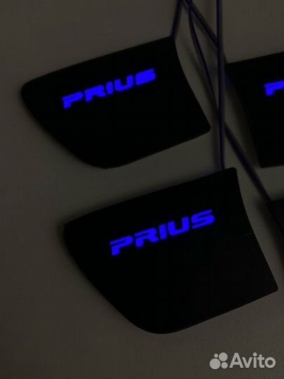 Led Подсветка дверных ручек салона Toyota Prius