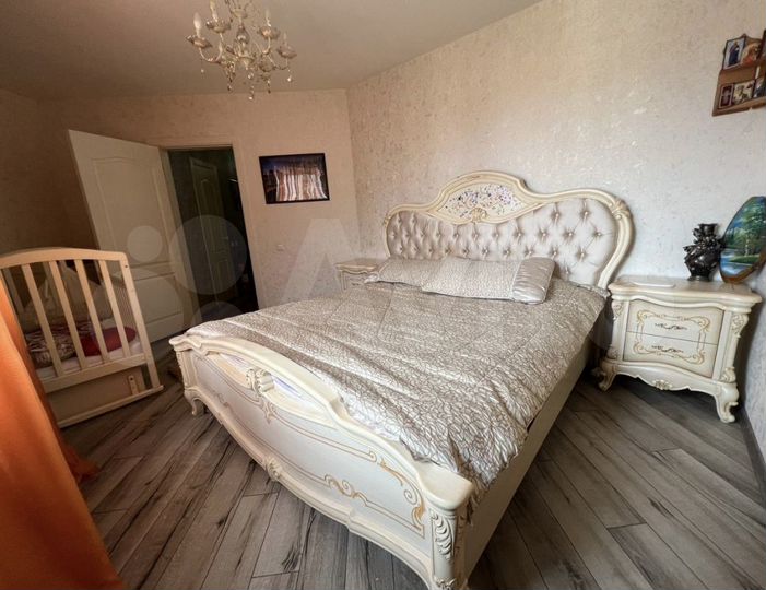 2-к. квартира, 90 м², 11/17 эт.