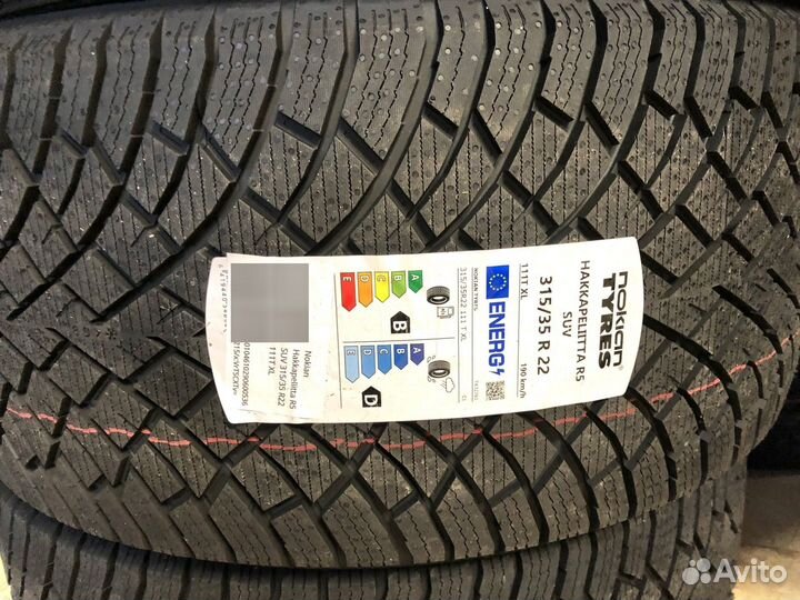 Nokian Tyres Hakkapeliitta R5 SUV 275/40 R22 и 315/35 R22