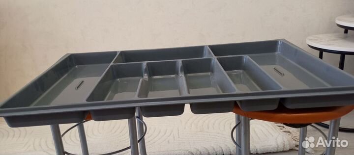 Лоток для столовых приборов