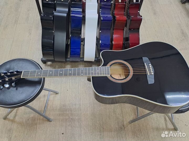 Гитара акустическая дредноут чёрная