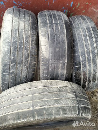 Dunlop SP Touring T1 205/60 R16