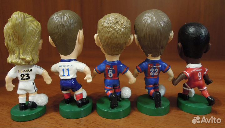 Коллекционные фигурки футболистов Лига звезд