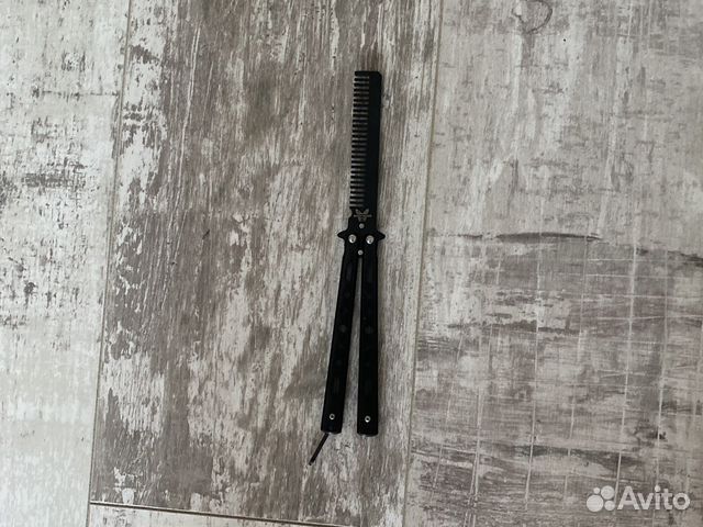 Нож бабочка расческа