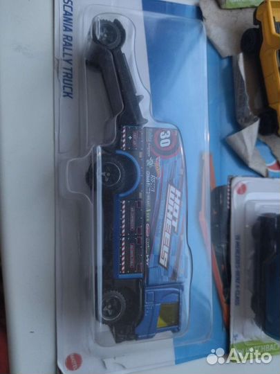 Машинки hot wheels